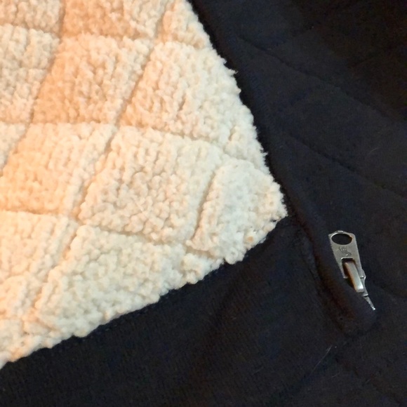 Abercrombie Quilted Jacket 😍👍🏻 - Picture 7 of 7